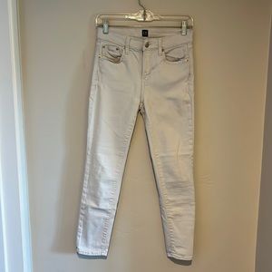 Gap White Skinny Jeans